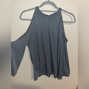 Army green long sleeve shirt!!